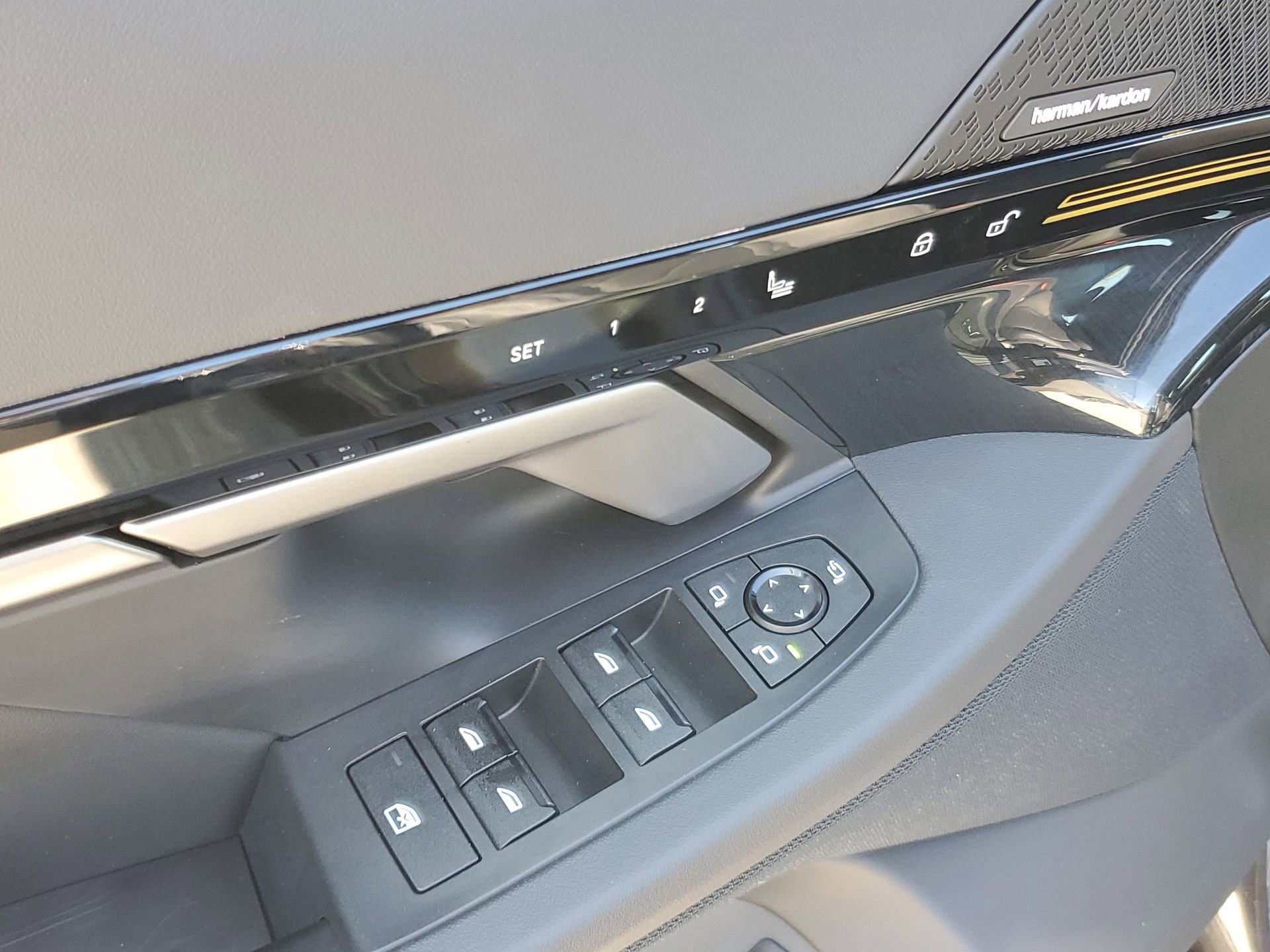 Used 2025 BMW 530i image 18