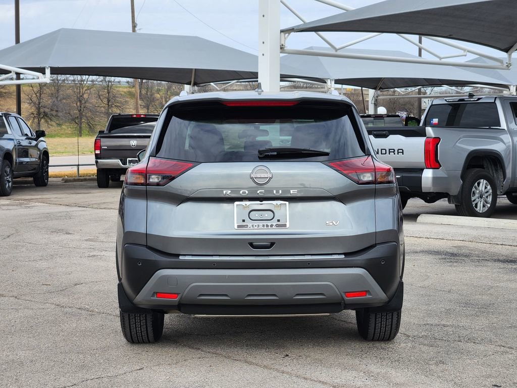 Used 2023 Nissan Rogue SV w/ SV Premium B Package image 6