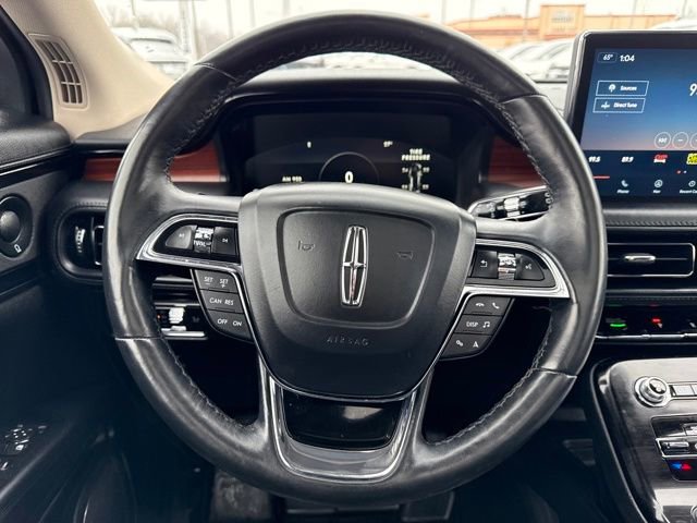 Certified 2022 Lincoln Nautilus Reserve w/ Luxury Package image 17