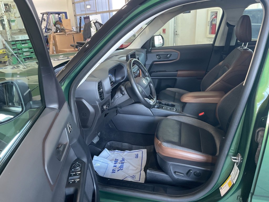 Used 2023 Ford Bronco Sport Outer Banks w/ Tech Package image 14