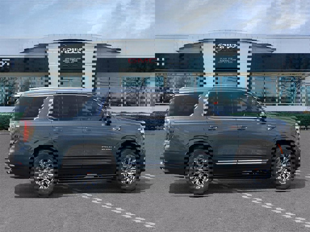 New 2026 GMC Yukon Denali w/ Sun & Power Step Package image 6