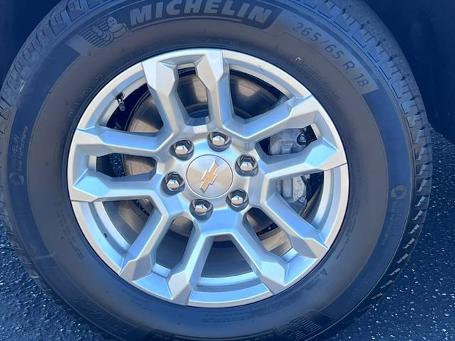 Used 2024 Chevrolet Silverado 1500 LT AWD/4WD image 6