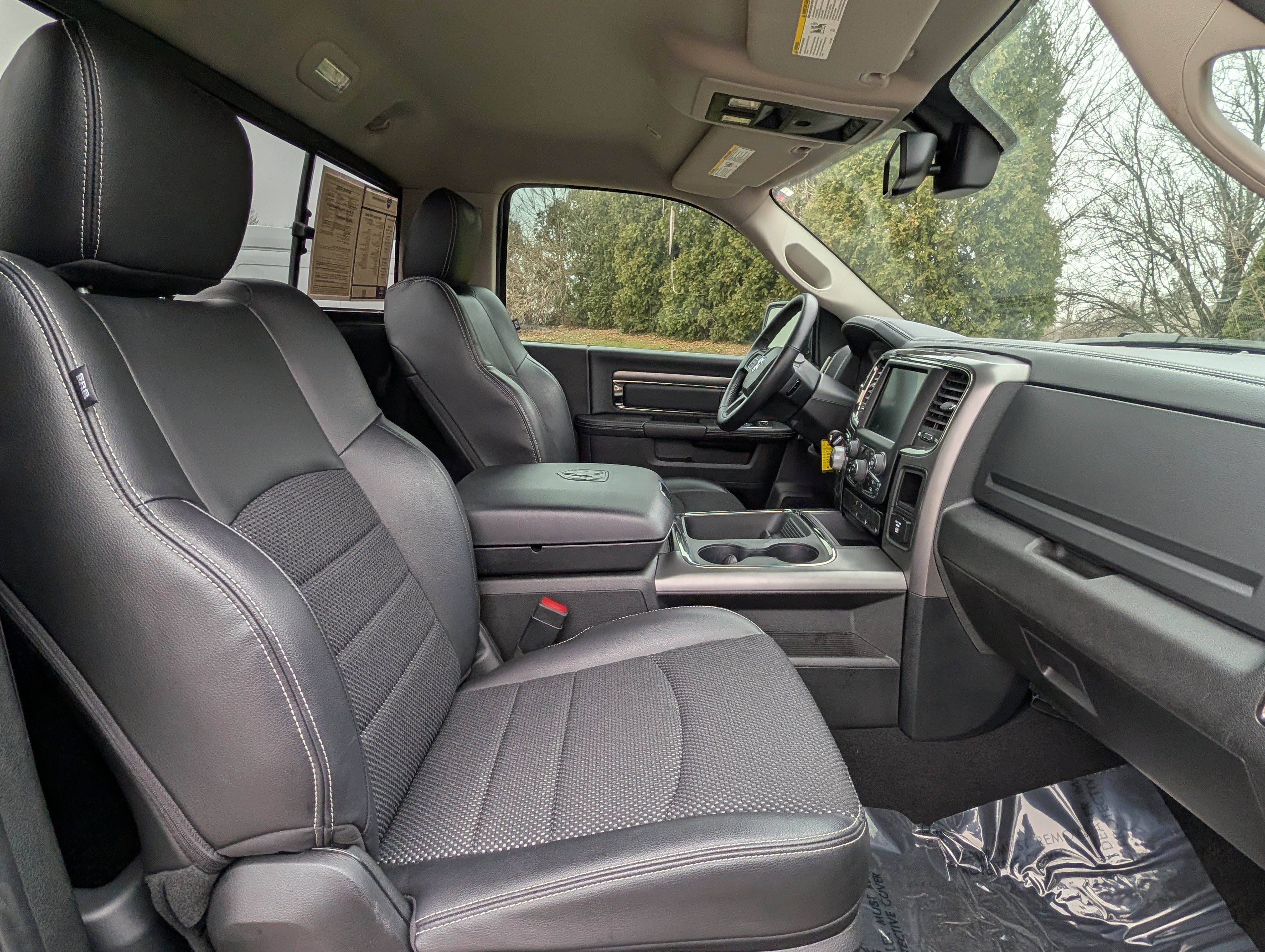 Used 2017 RAM 1500 Sport w/ Black Ram 1500 Sport Group image 13