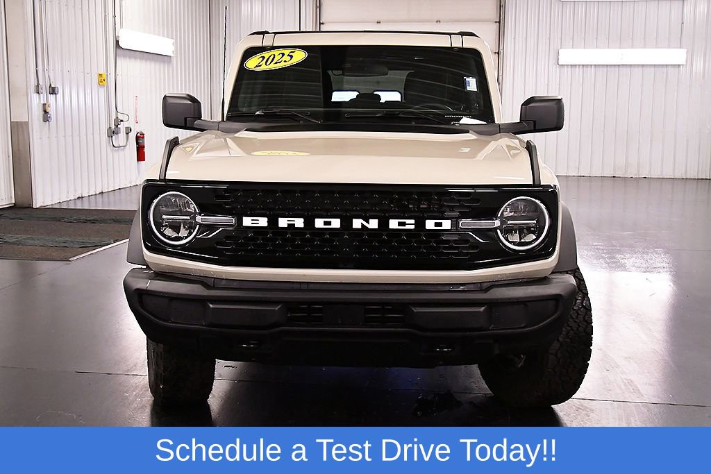 Used 2025 Ford Bronco Big Bend AWD/4WD image 2