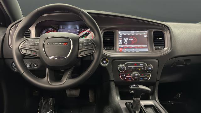 Used 2023 Dodge Charger SXT w/ Blacktop Package image 11