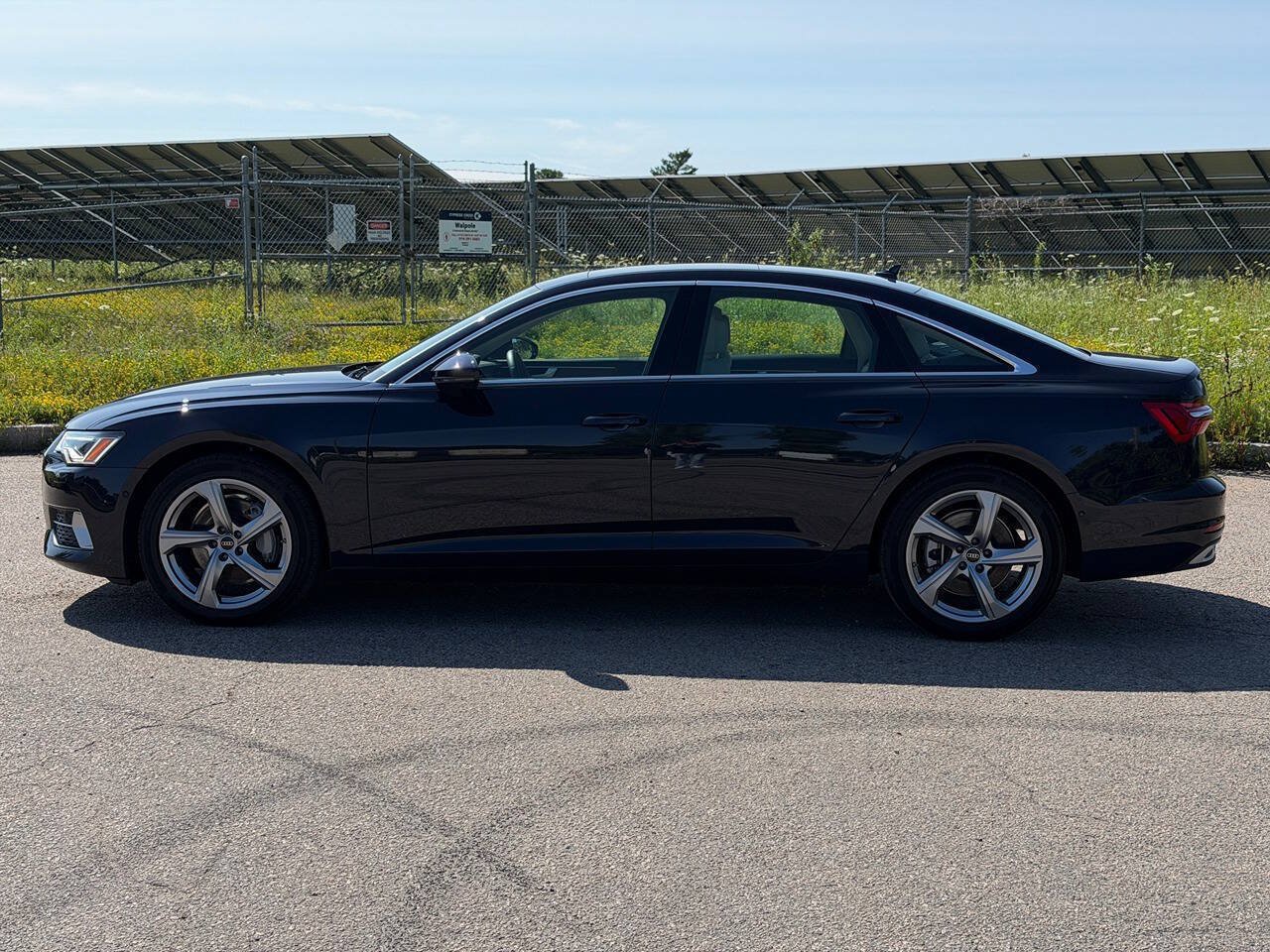 Used 2024 Audi A6 Premium Plus w/ Premium Plus Package AWD/4WD image 4