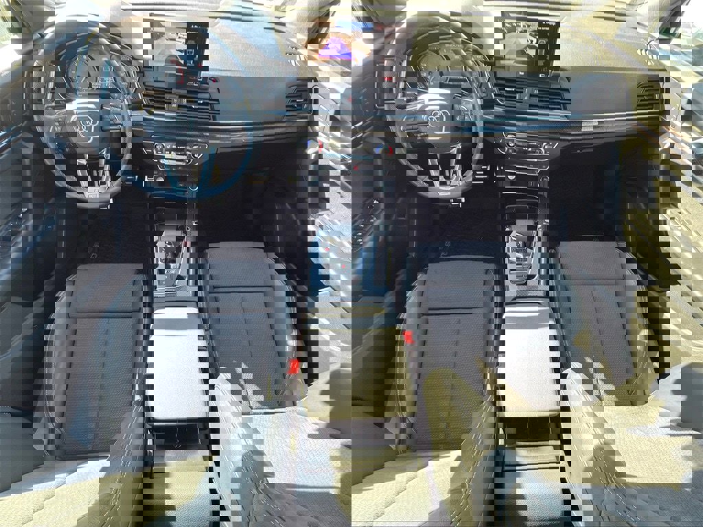 Used 2024 Audi SQ5 Premium image 22