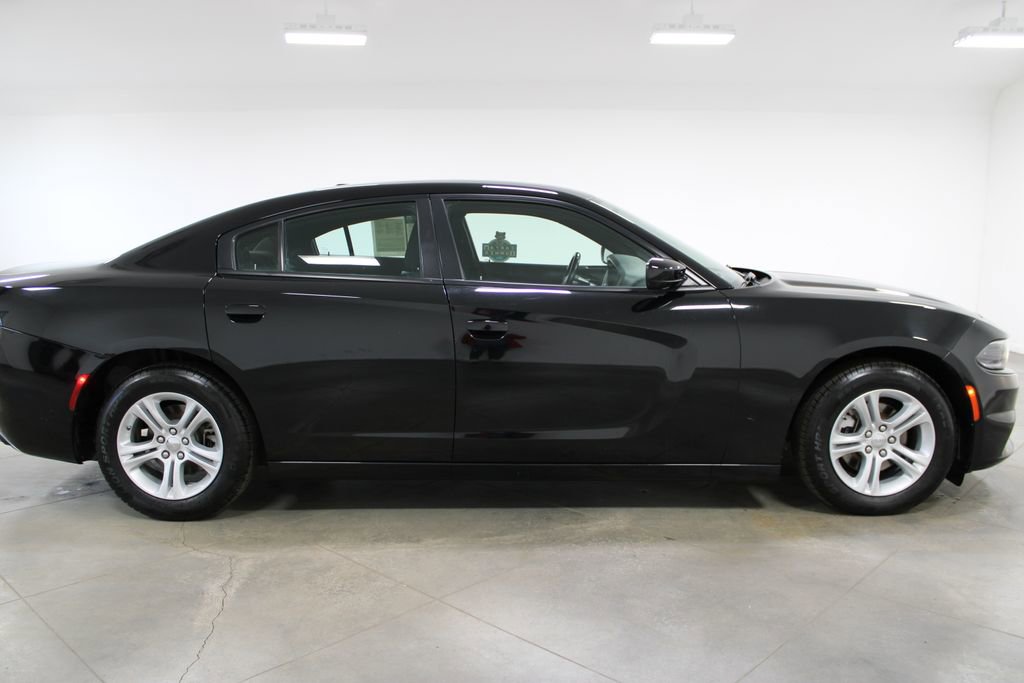 Used 2022 Dodge Charger SXT RWD image 10