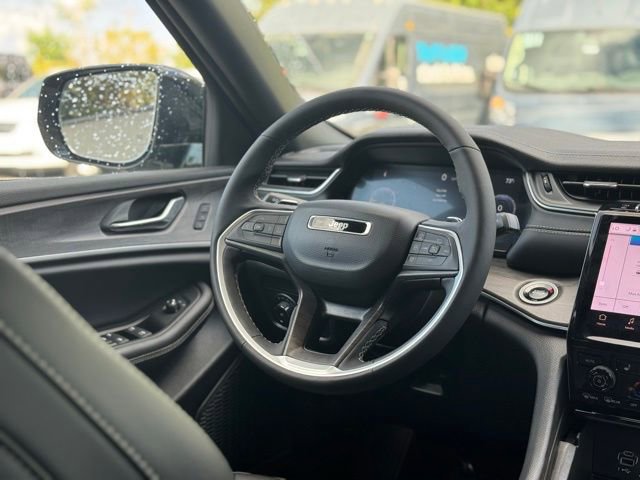 New 2025 Jeep Grand Cherokee L Limited w/ Black Appearance Package image 26