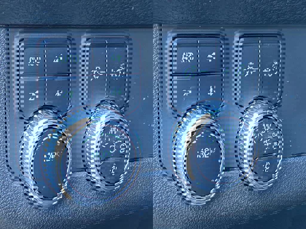 Used 2021 GMC Yukon XL Denali w/ LPO, Illumination Package image 14