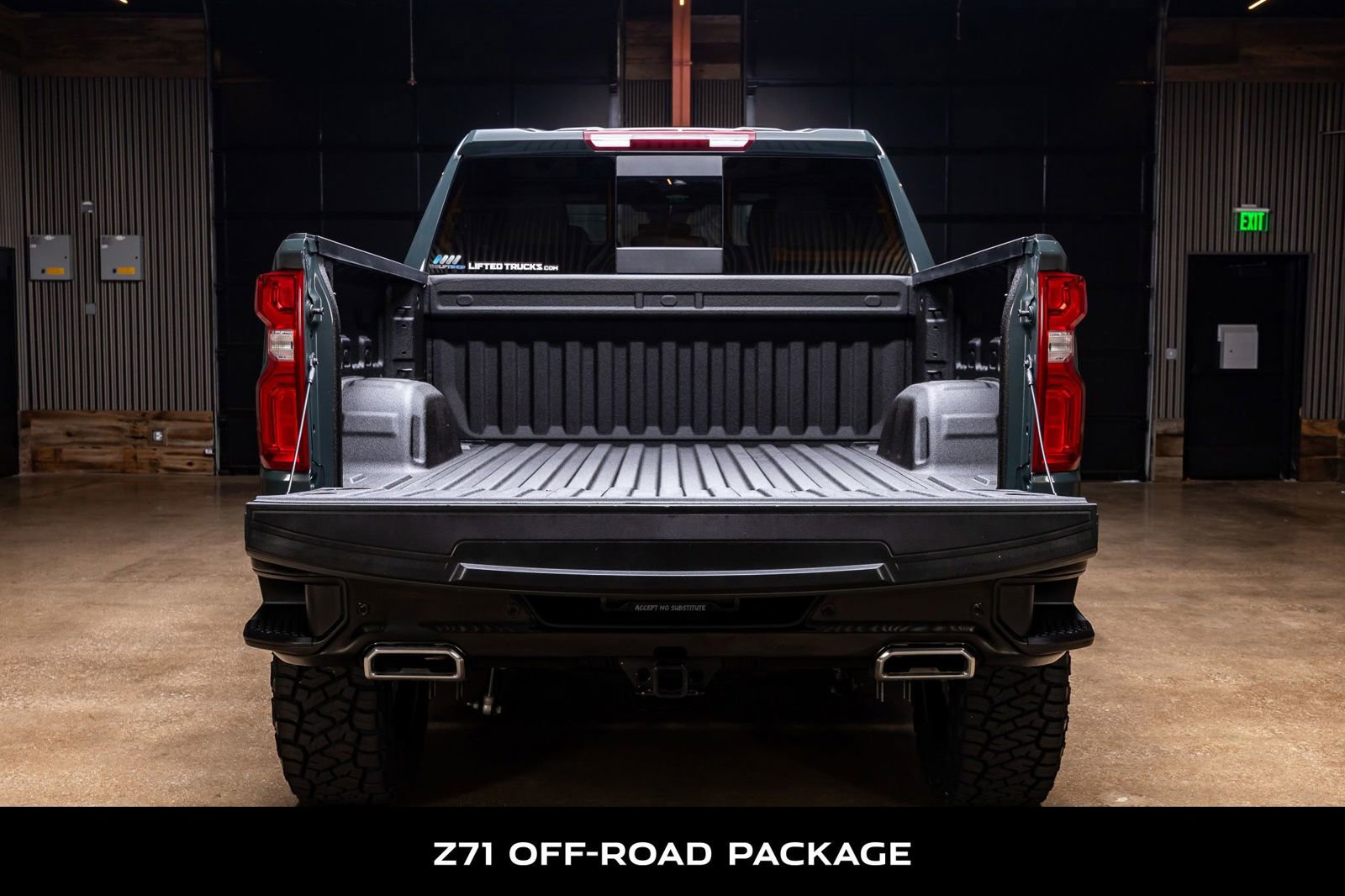 Used 2025 Chevrolet Silverado 1500 LT Trail Boss w/ Convenience Package II image 9