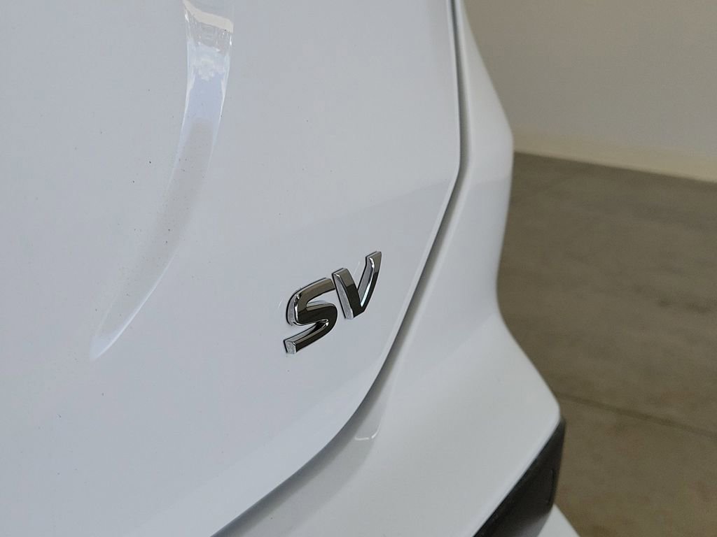 Used 2023 Nissan Kicks SV image 8