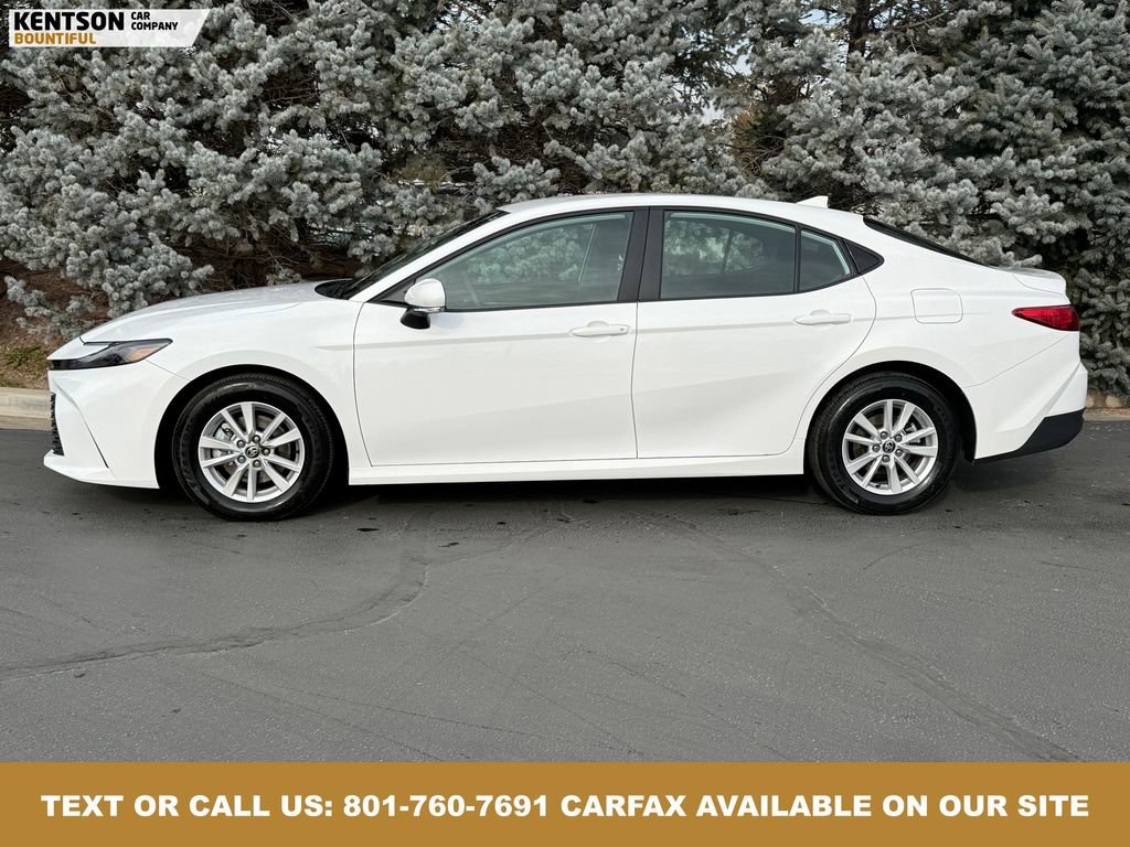 Used 2026 Toyota Camry LE image 4