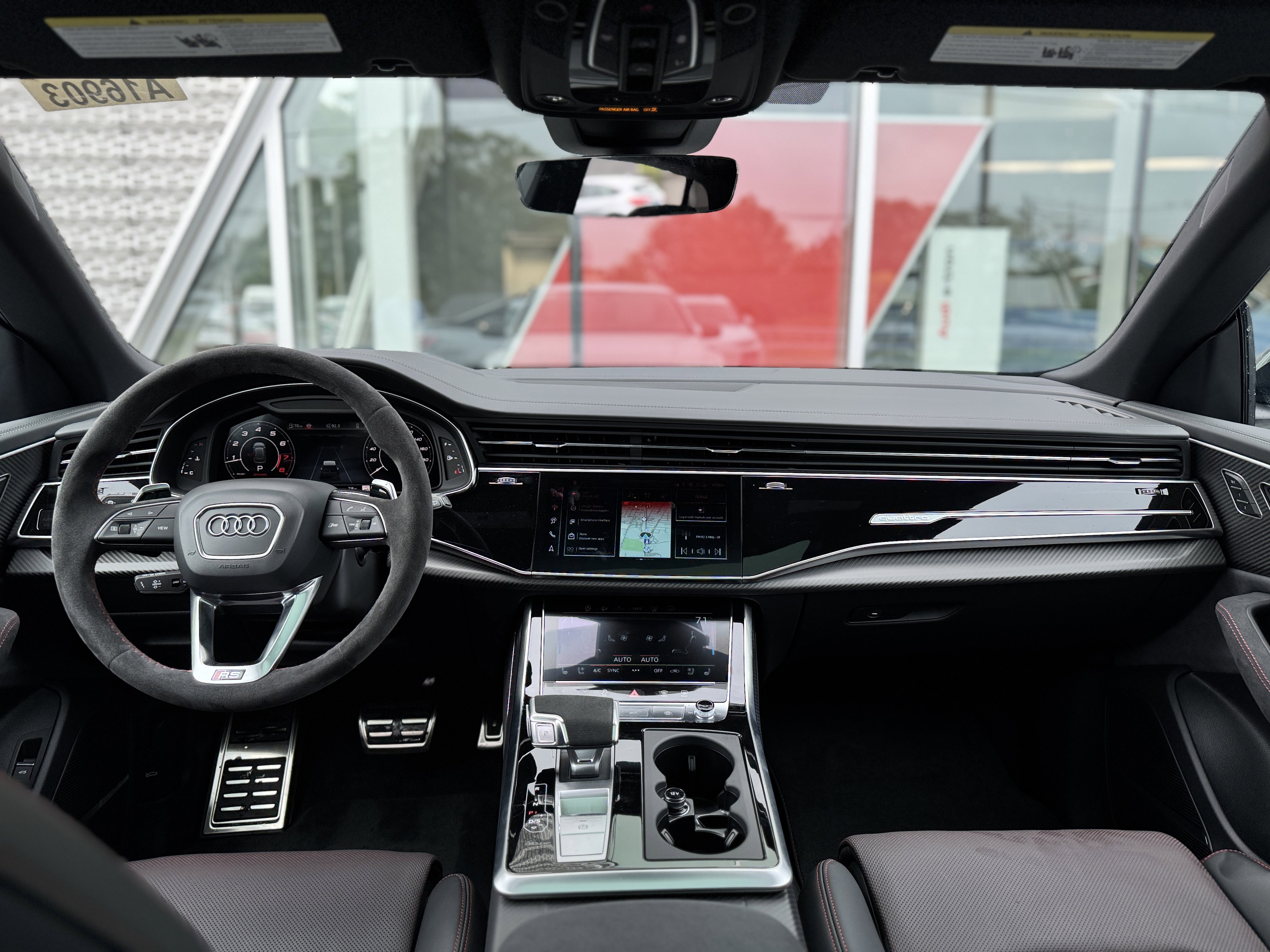 New 2025 Audi RS Q8 performance image 12