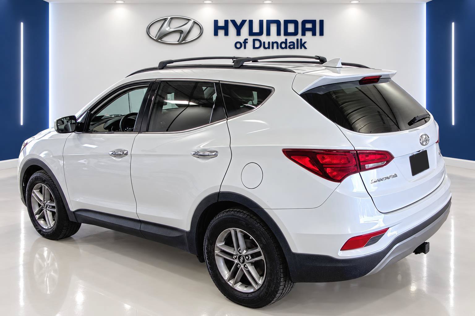 Used 2017 Hyundai Santa Fe Sport AWD/4WD image 2