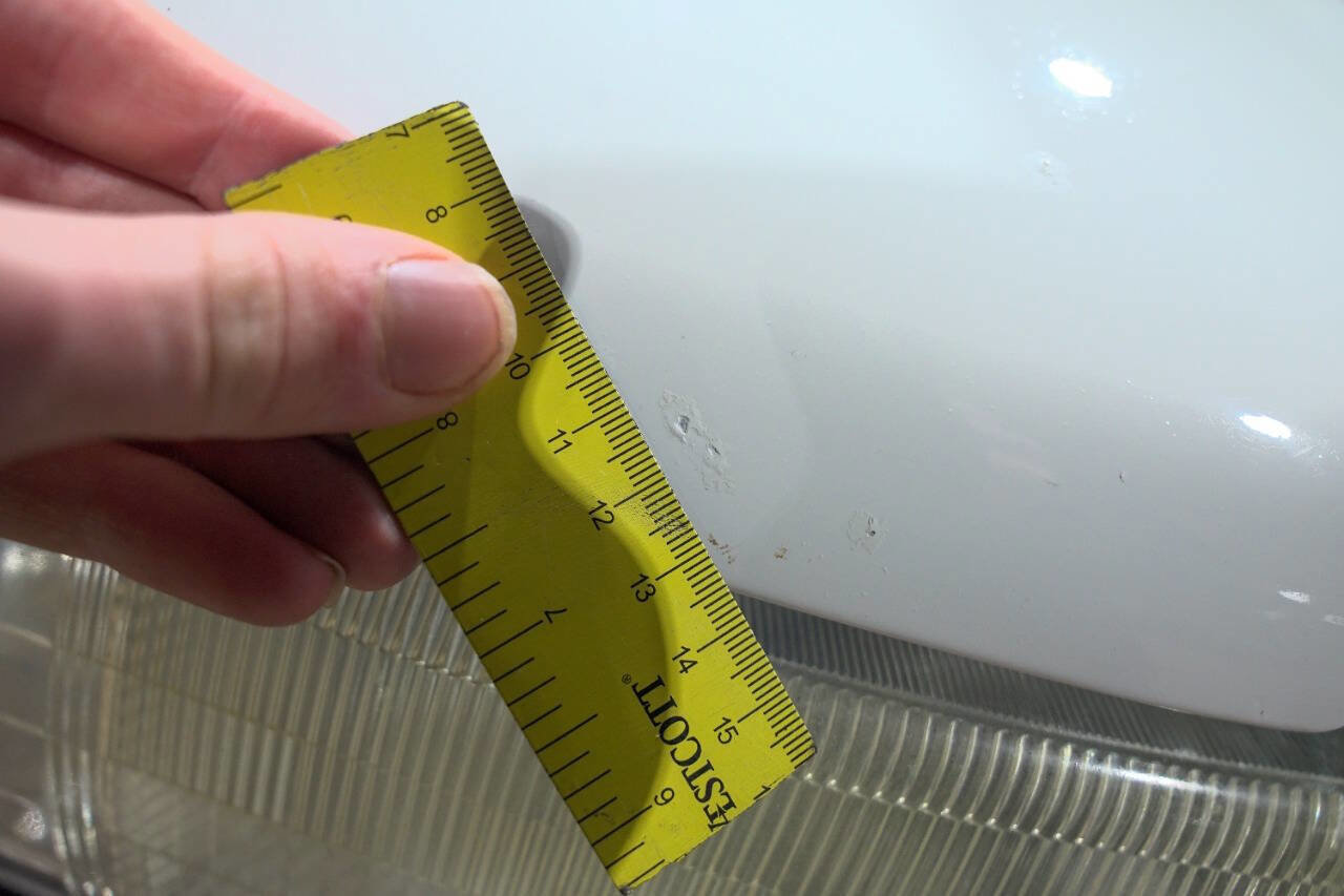 Used 2000 Chevrolet Silverado 1500 LS 2dr 4WD Standard Cab LB w/ Exterior Appearance Pkg image 32