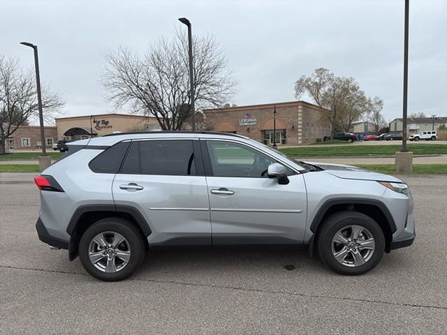 Used 2025 Toyota RAV4 XLE w/ Convenience Package image 12