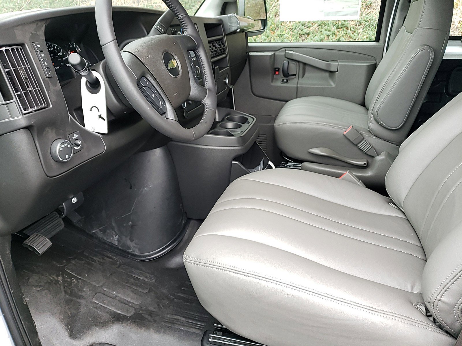 New 2023 Chevrolet Express 2500 w/ Driver Convenience Package image 11