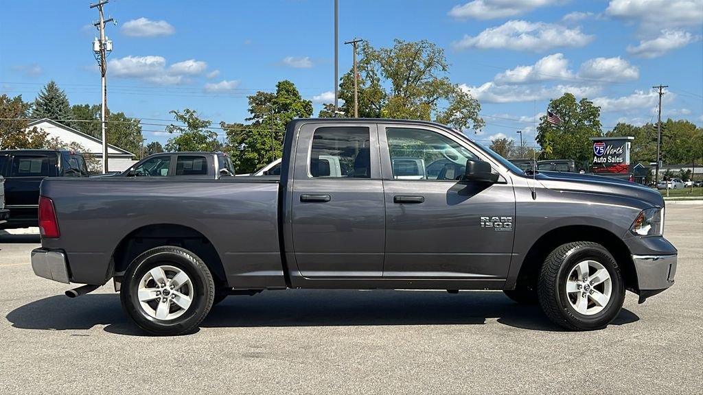 Used 2019 RAM 1500 ST w/ SXT Plus Group AWD/4WD image 4