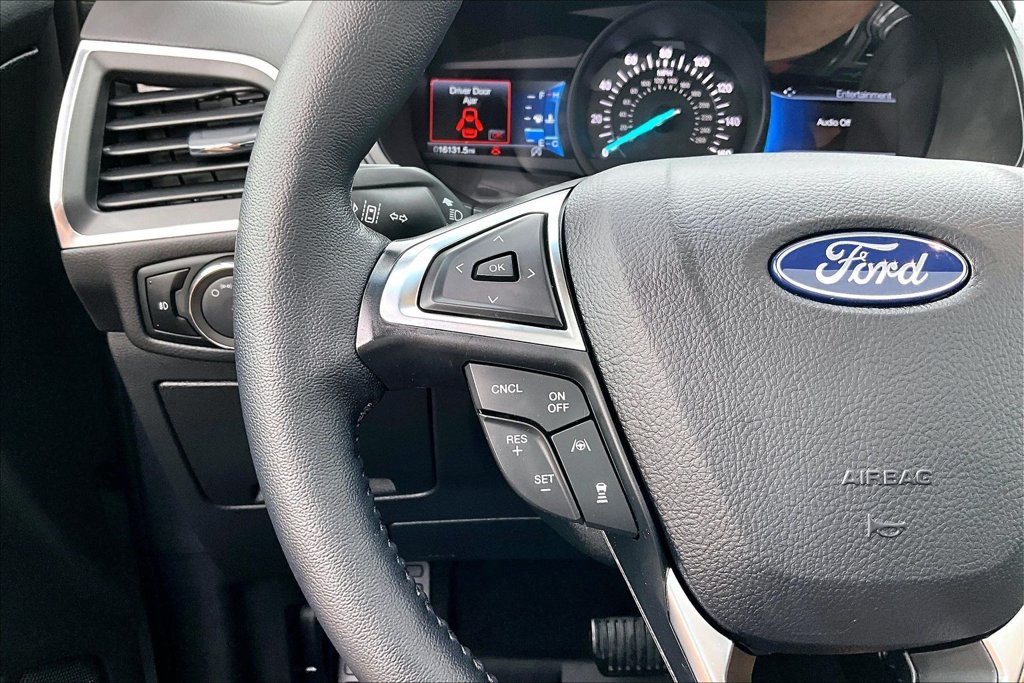Certified 2024 Ford Edge Titanium w/ Equipment Group 301A AWD/4WD image 18
