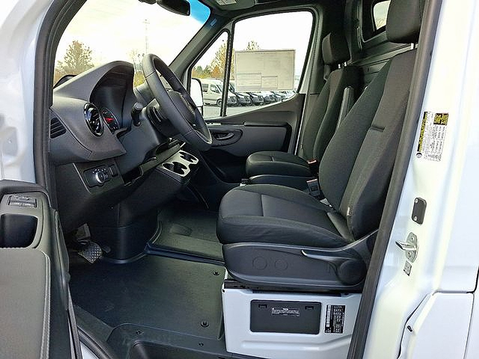 Used 2026 Mercedes-Benz Sprinter 2500 image 16