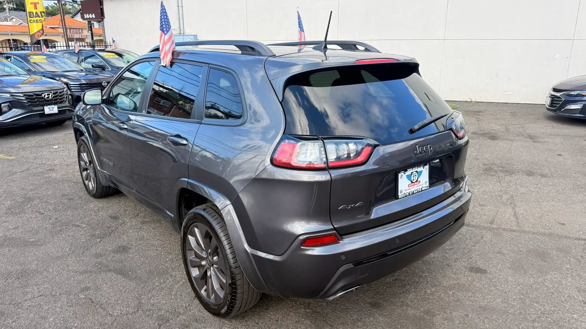 Used 2020 Jeep Cherokee High Altitude AWD/4WD image 5