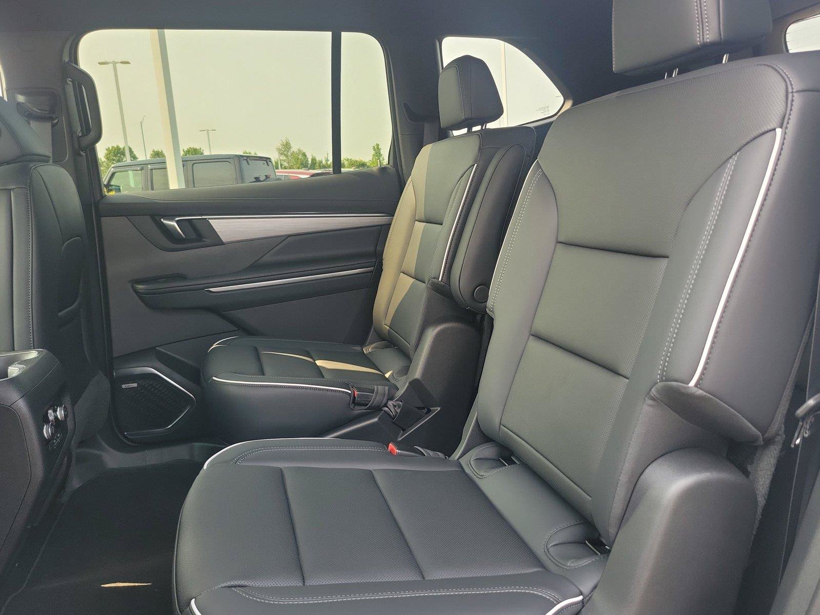 New 2027 Buick Enclave Preferred w/ Power Package FWD image 16