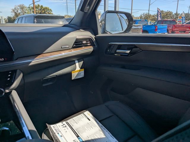 New 2026 Chevrolet Tahoe High Country image 18