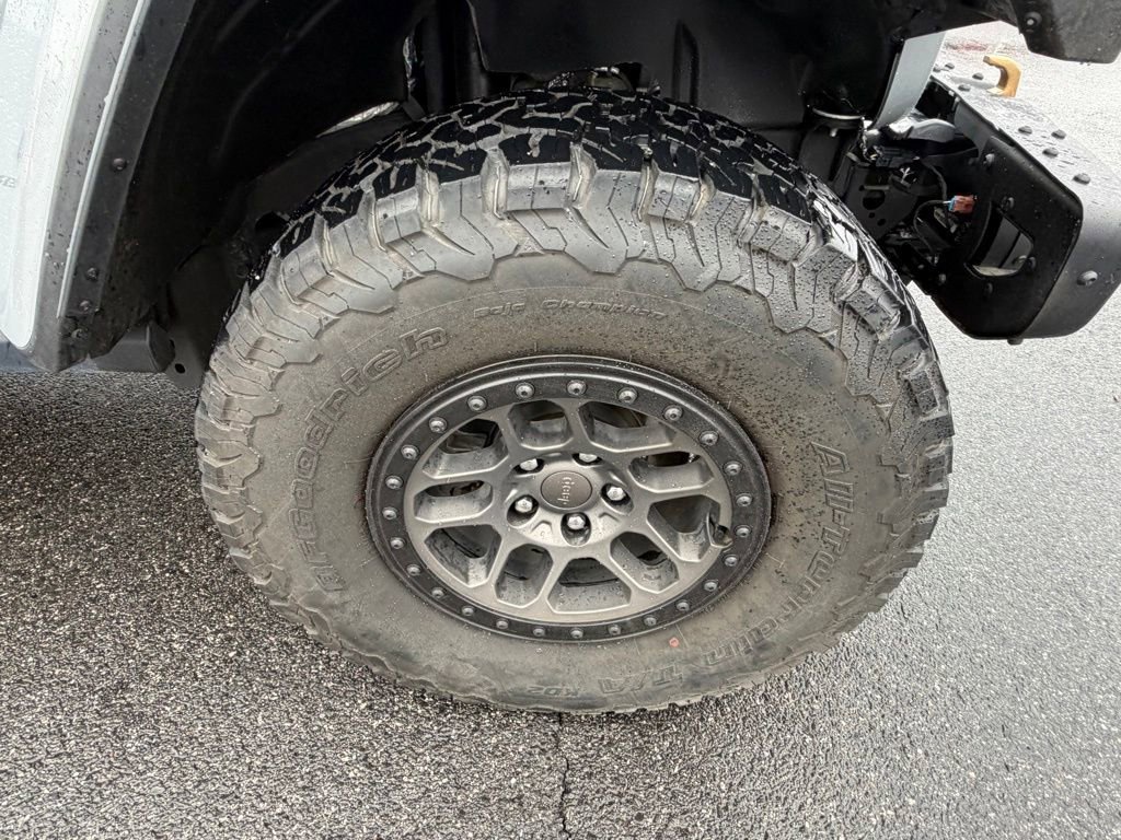 Certified 2023 Jeep Wrangler Unlimited Rubicon 392 w/ Xtreme Recon 35" Tire Package image 15