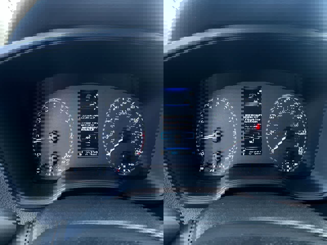 Used 2023 Toyota Corolla LE w/ LE Convenience Package image 15