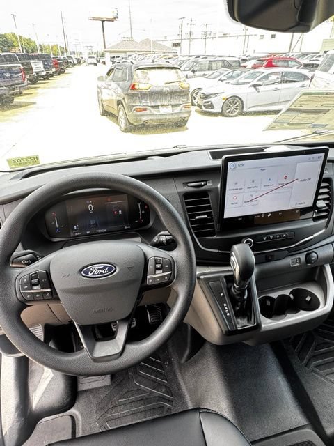 New 2026 Ford Transit 150 Low Roof w/ Load Area Protection Package RWD image 18