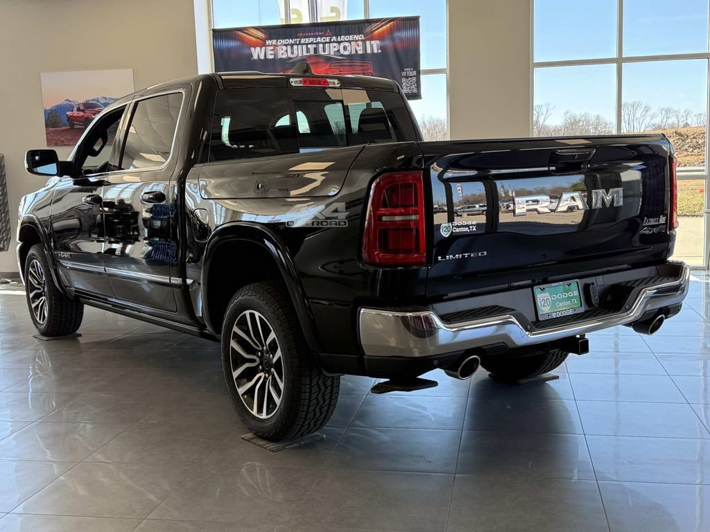 Used 2025 RAM 1500 Limited w/ Off Road Group AWD/4WD image 3