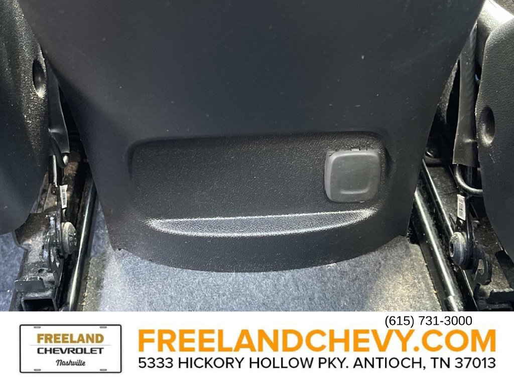 Used 2025 Chevrolet Malibu LT FWD image 18