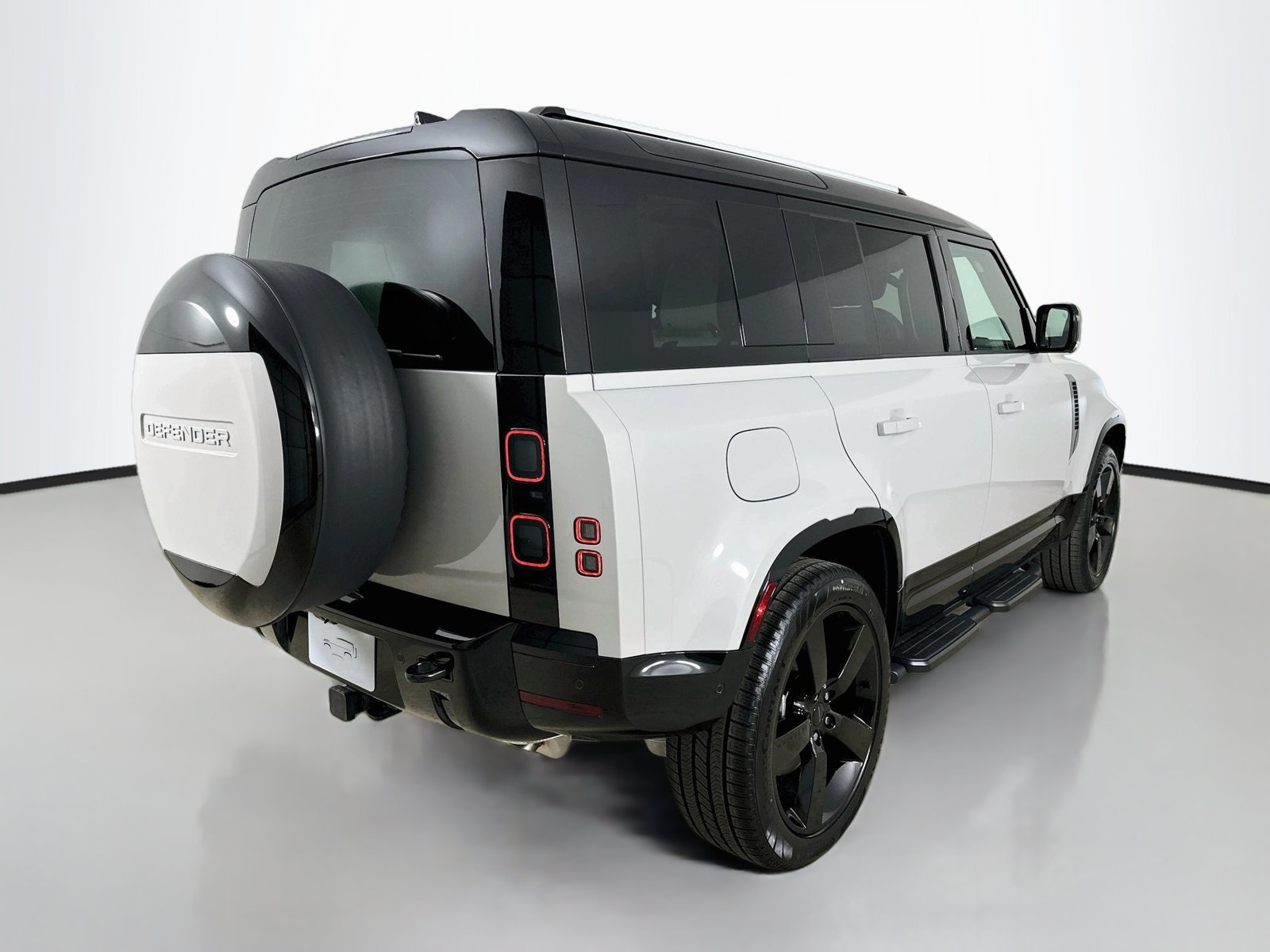 New 2026 Land Rover Defender 110 X-Dynamic SE AWD/4WD image 5