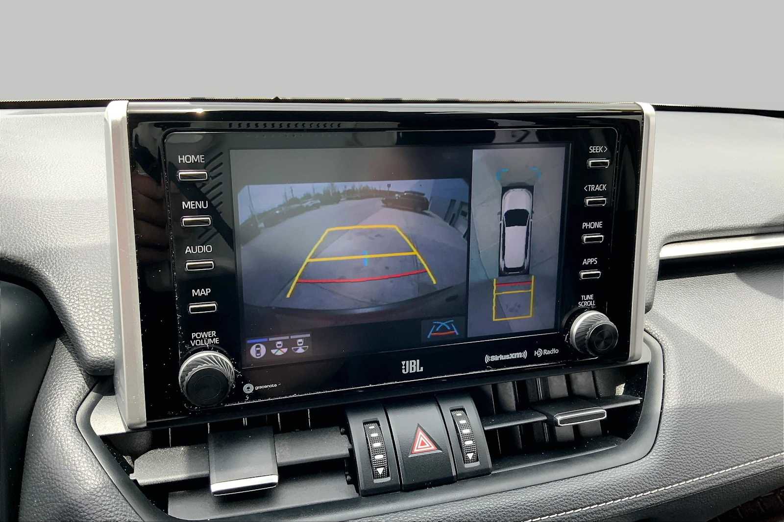 Used 2020 Toyota RAV4 Limited AWD/4WD image 29