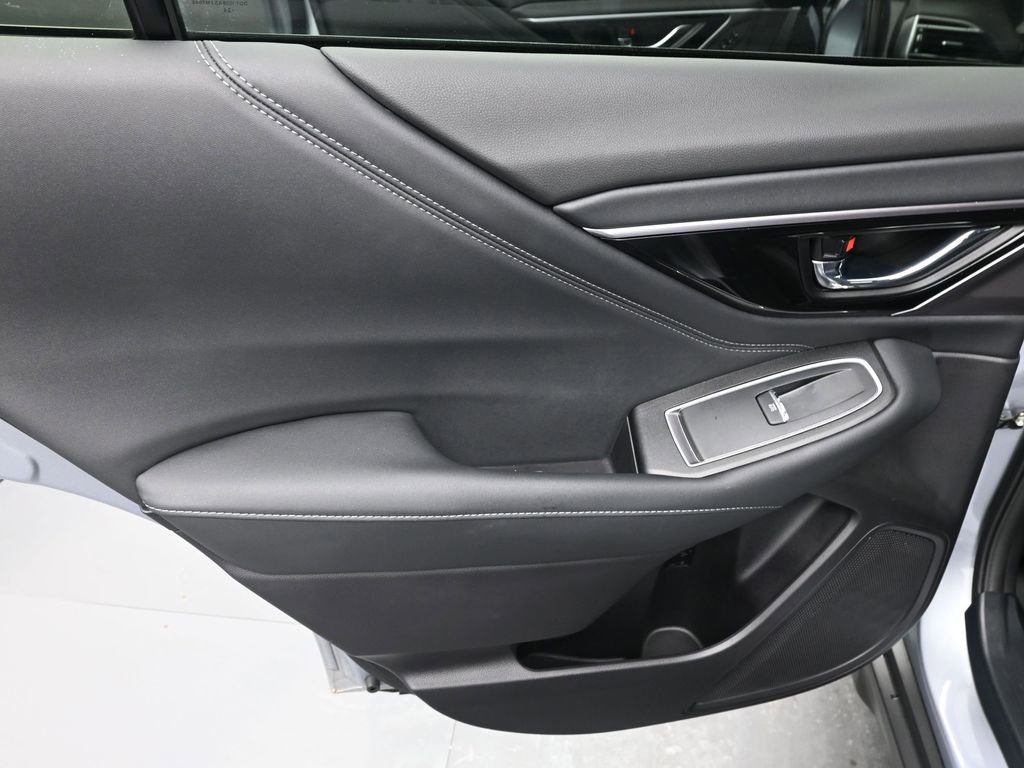 Used 2025 Subaru Outback Touring XT image 24