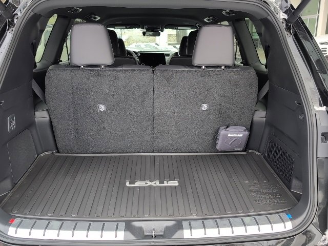 New 2026 Lexus TX 500h AWD image 32