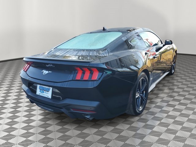 Used 2025 Ford Mustang Premium image 6