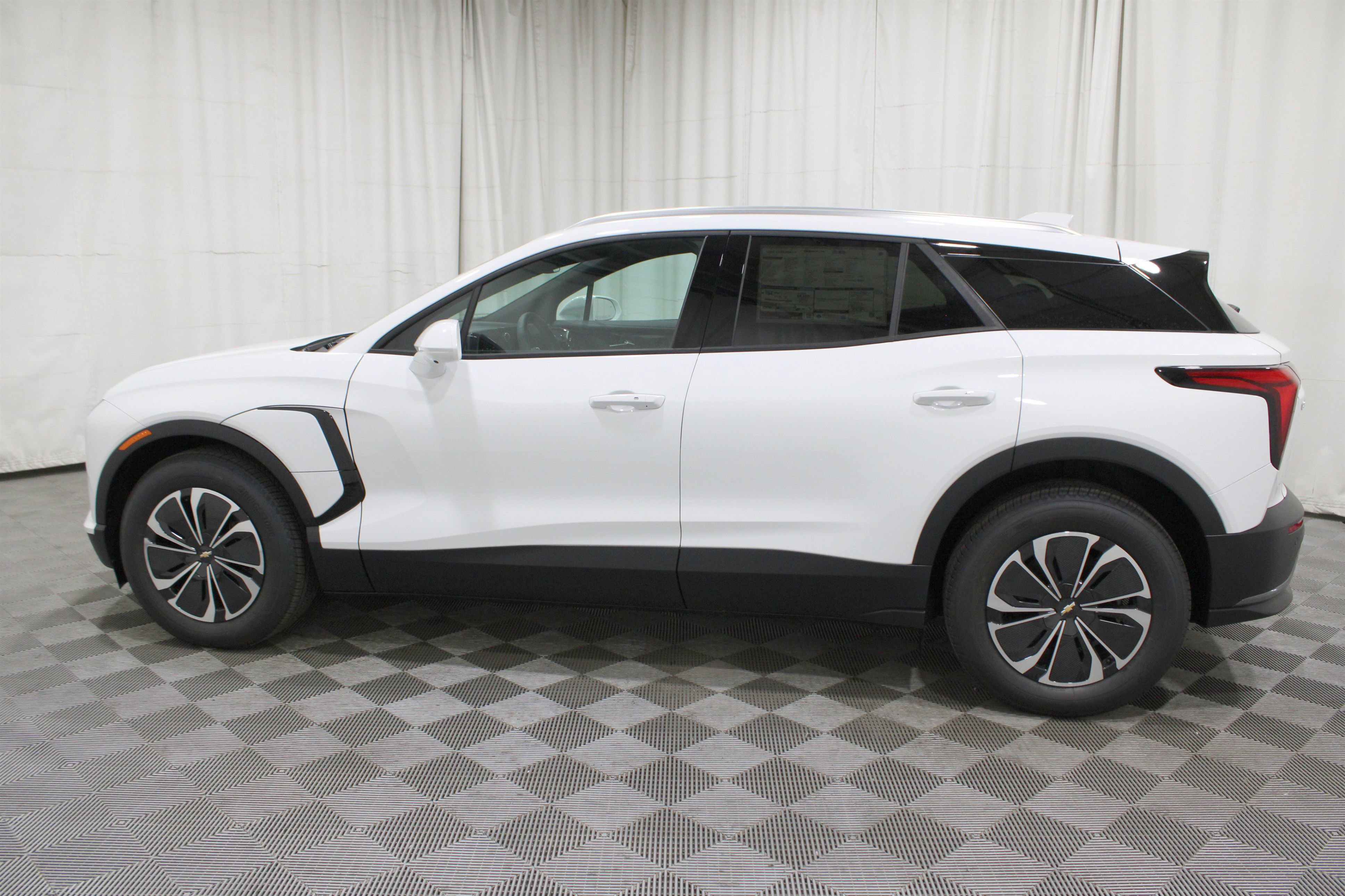 New 2026 Chevrolet Blazer EV LT image 36