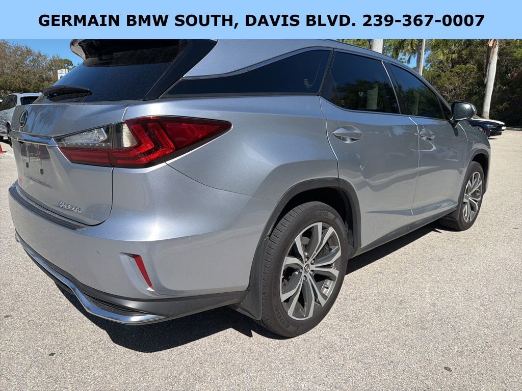 Used 2022 Lexus RX 350L Premium w/ Premium Package image 12