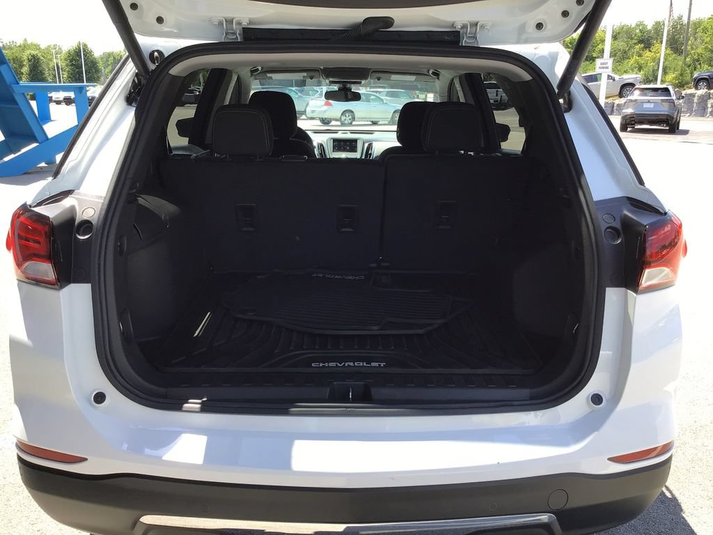 Used 2023 Chevrolet Equinox LT FWD image 39