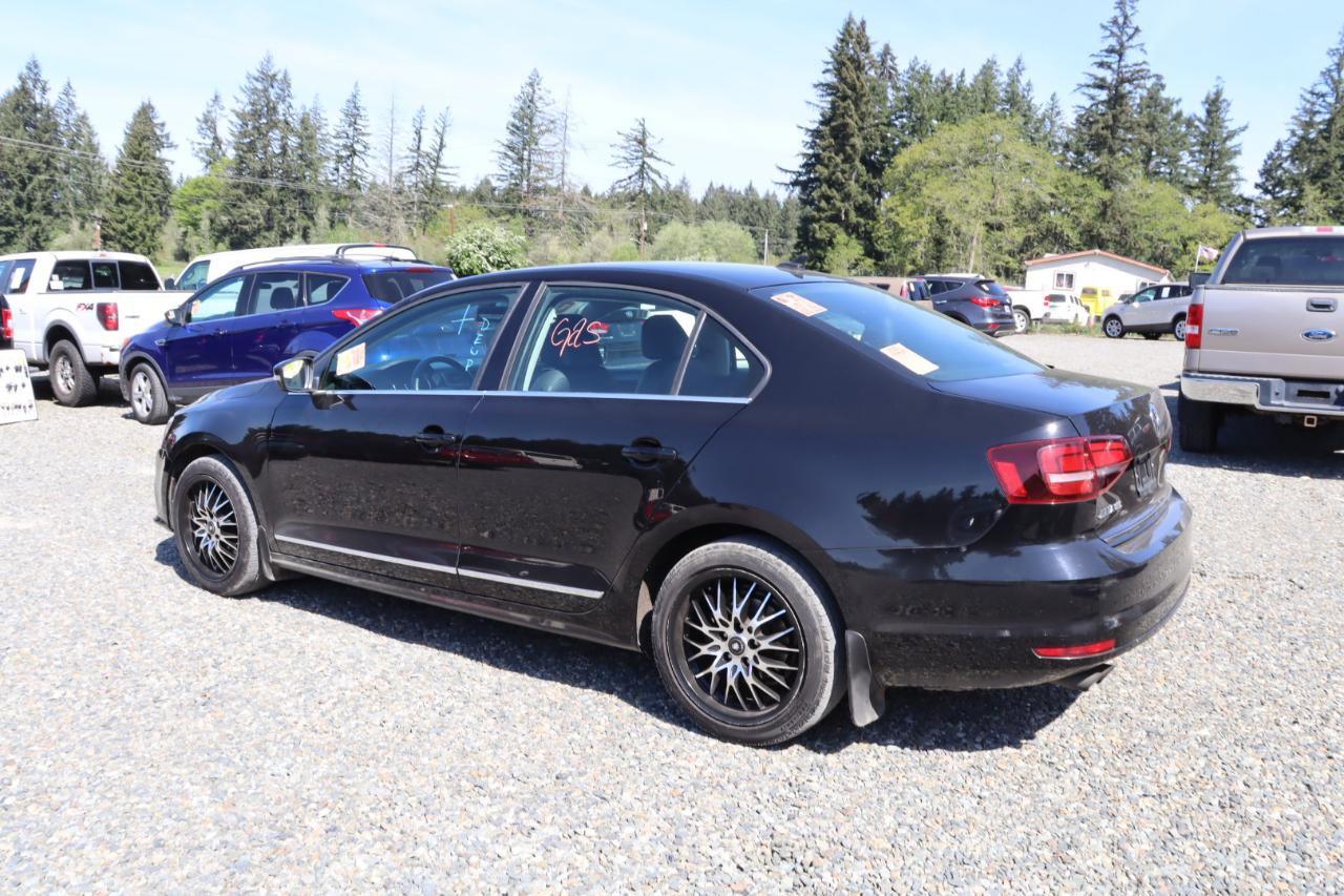 Used 2017 Volkswagen Jetta SEL FWD image 3