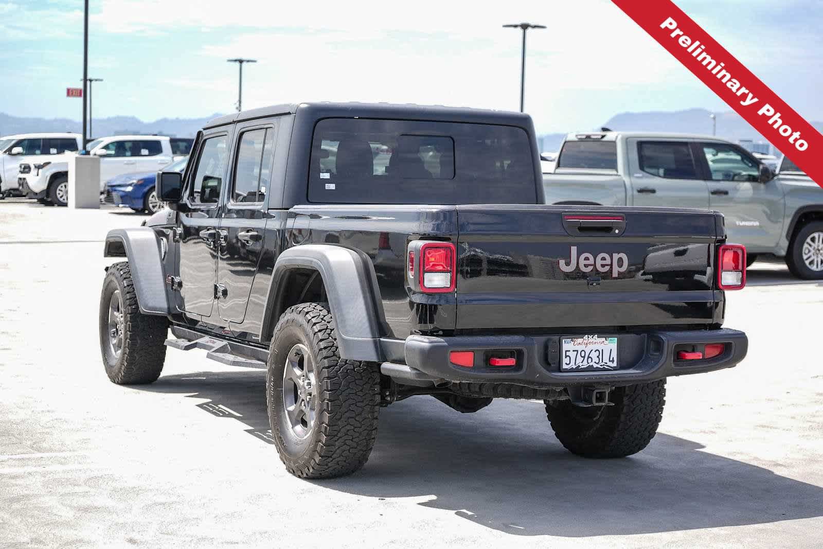 Used 2020 Jeep Gladiator Rubicon w/ Trailer Tow Package AWD/4WD image 8