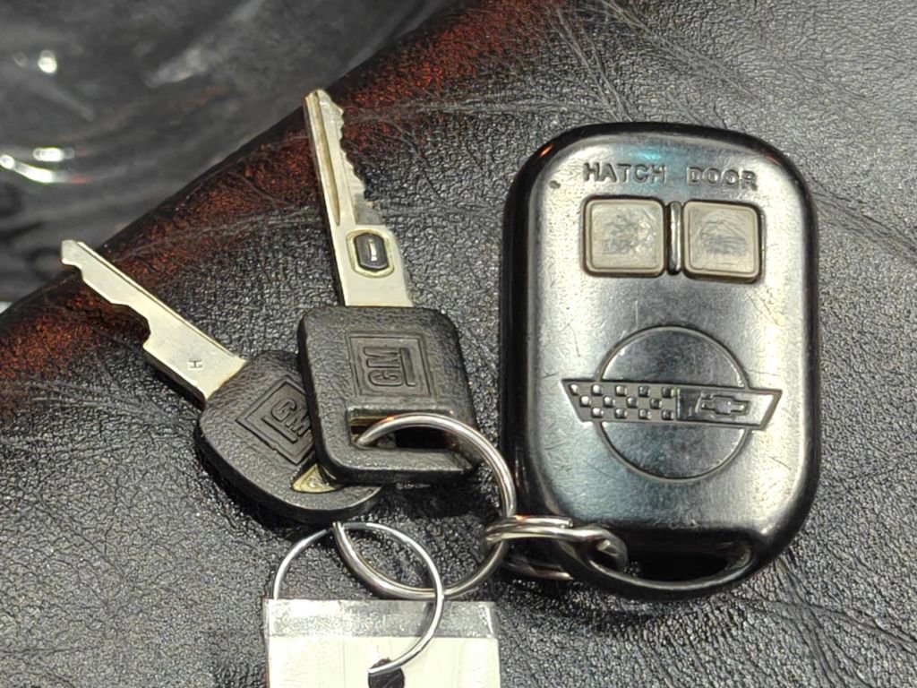 Used 1996 Chevrolet Corvette Coupe RWD image 11