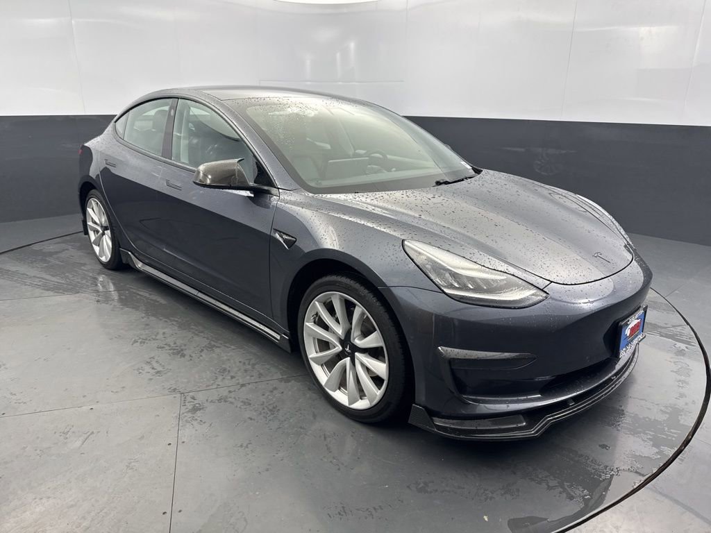 Used 2019 Tesla Model 3 Standard Range Plus image 7