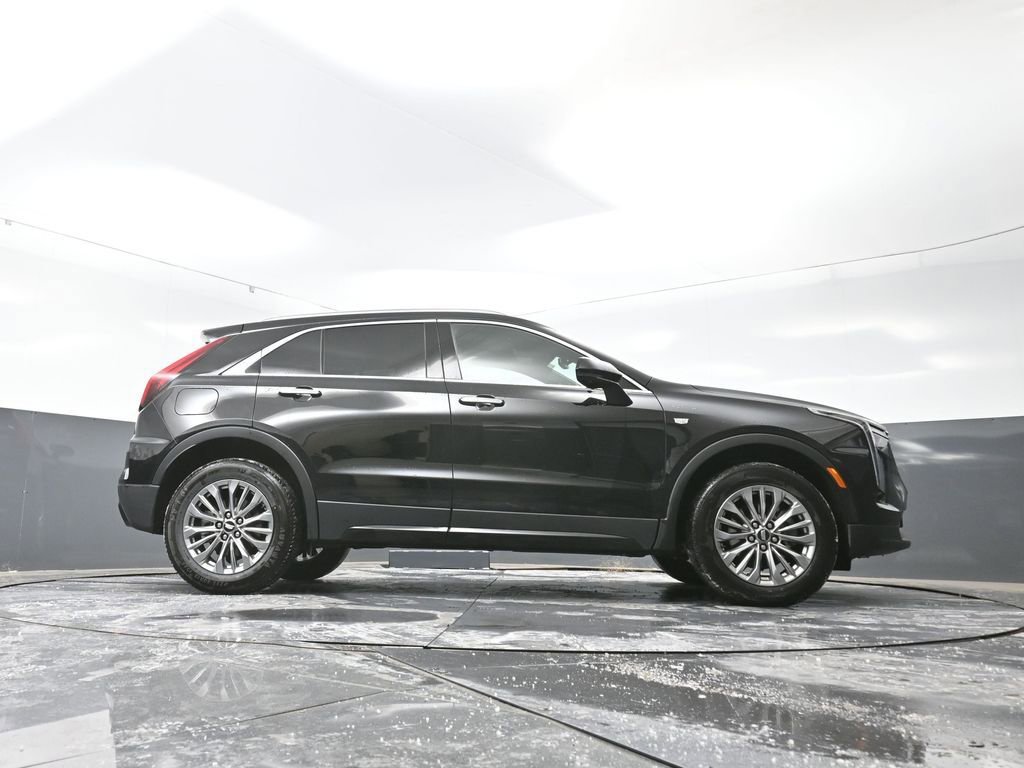Used 2025 Cadillac XT4 Premium Luxury image 51