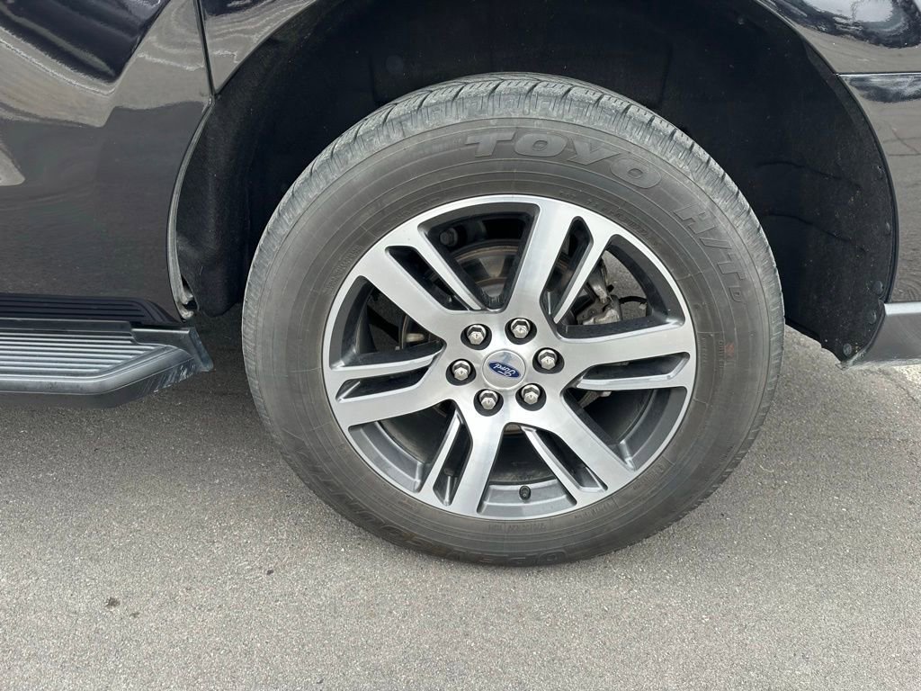 Used 2024 Ford Expedition Max Limited image 8