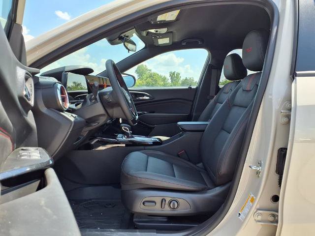 New 2026 Chevrolet Trax RS w/ Driver Confidence Package FWD image 17