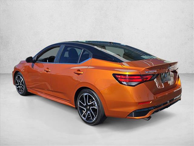 Used 2025 Nissan Sentra SR w/ SR Premium Package FWD image 8