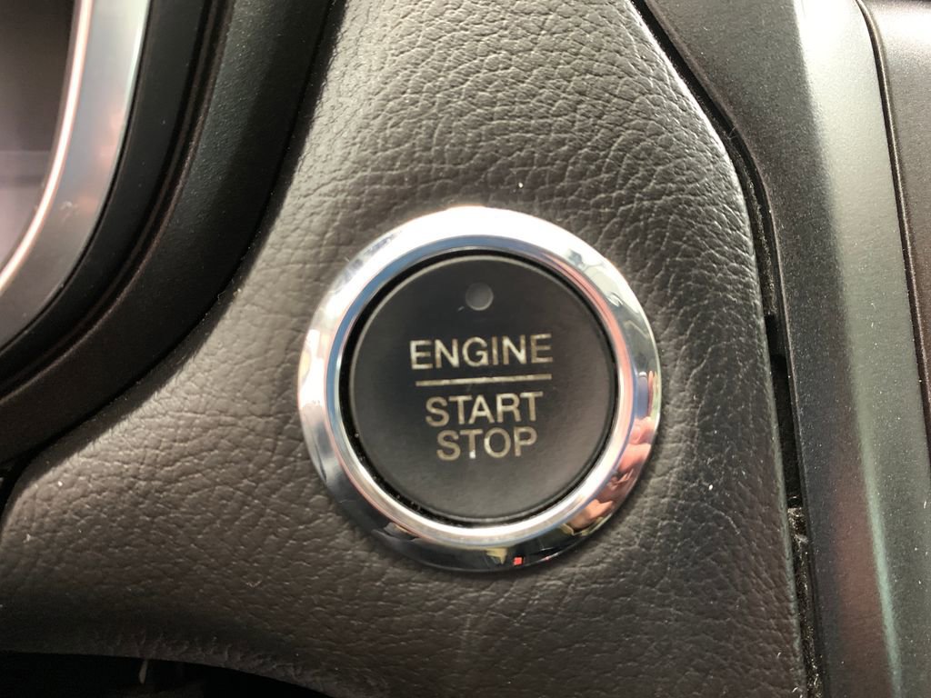 Used 2017 Ford Fusion Titanium image 15